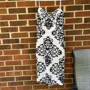 B. Darlin white and black dress | Stapless with pockets